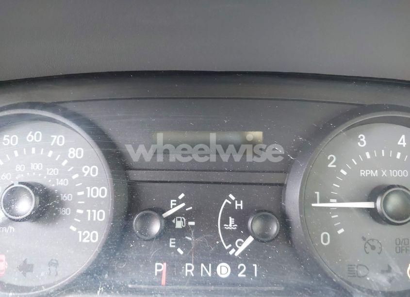 Photo 7 of 2008 Mercury Grand MARQUIS GS (VIN 2MEFM74V28X631406)