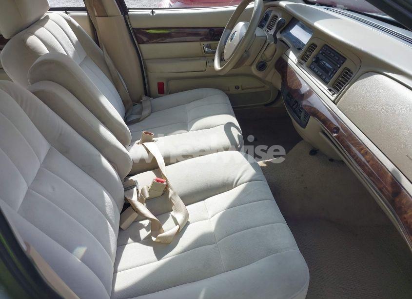 Photo 5 of 2008 Mercury Grand MARQUIS GS (VIN 2MEFM74V48X610346)