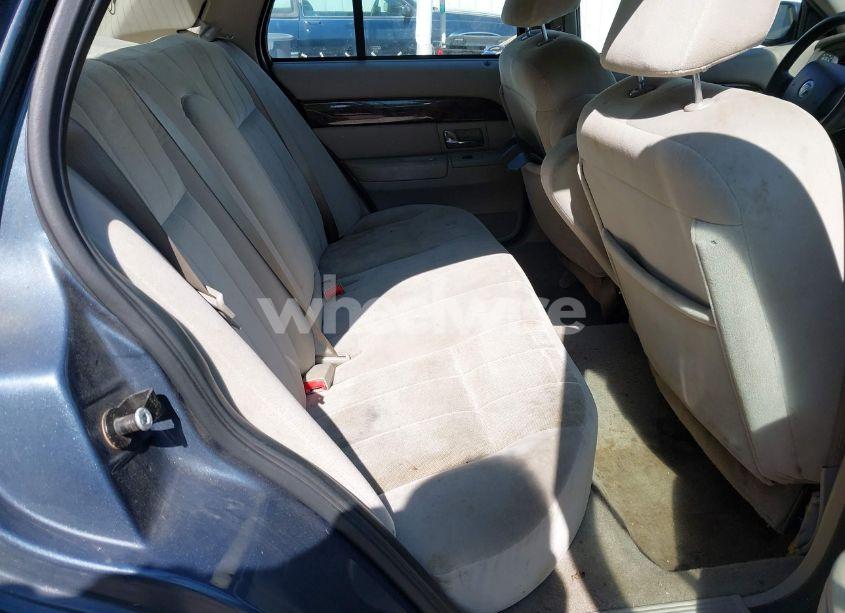 Photo 8 of 2007 Mercury Grand MARQUIS GS (VIN 2MEFM74V67X618818)