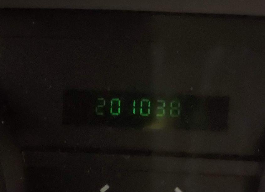 Photo 12 of 2008 Mercury Grand MARQUIS GS (VIN 2MEFM74V68X632042)