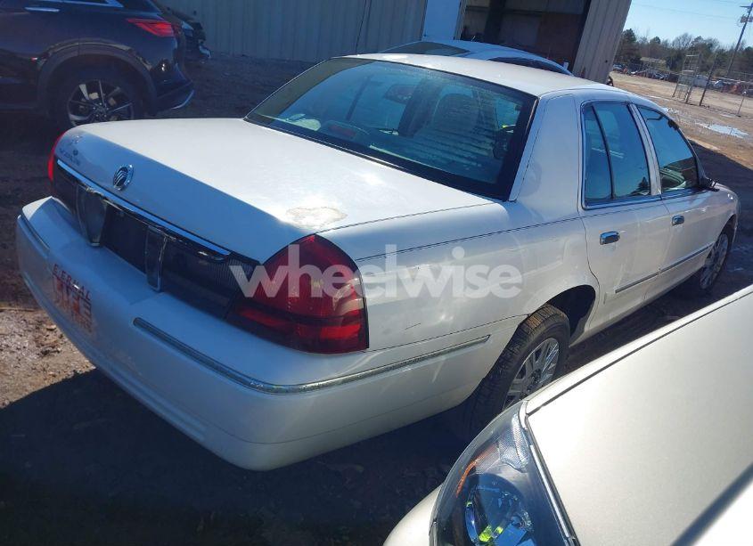 Photo 4 of 2006 Mercury Grand MARQUIS GS (VIN 2MEFM74V76X617532)