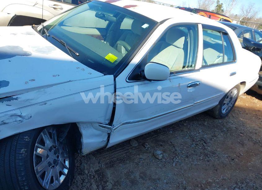Photo 6 of 2006 Mercury Grand MARQUIS GS (VIN 2MEFM74V76X617532)