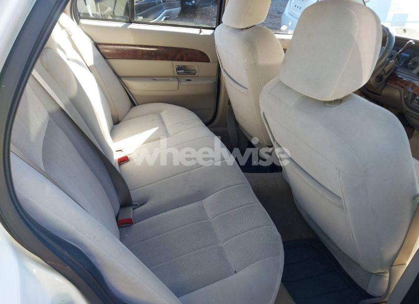 Photo 8 of 2006 Mercury Grand MARQUIS GS (VIN 2MEFM74V76X617532)