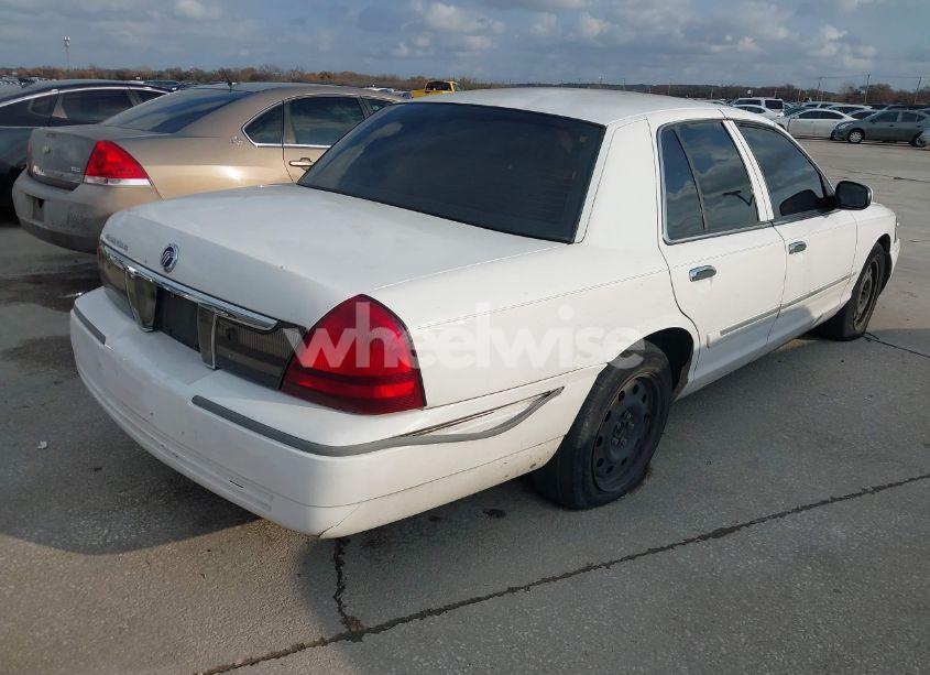 Photo 4 of 2008 Mercury Grand MARQUIS GS (VIN 2MEFM74V78X644247)