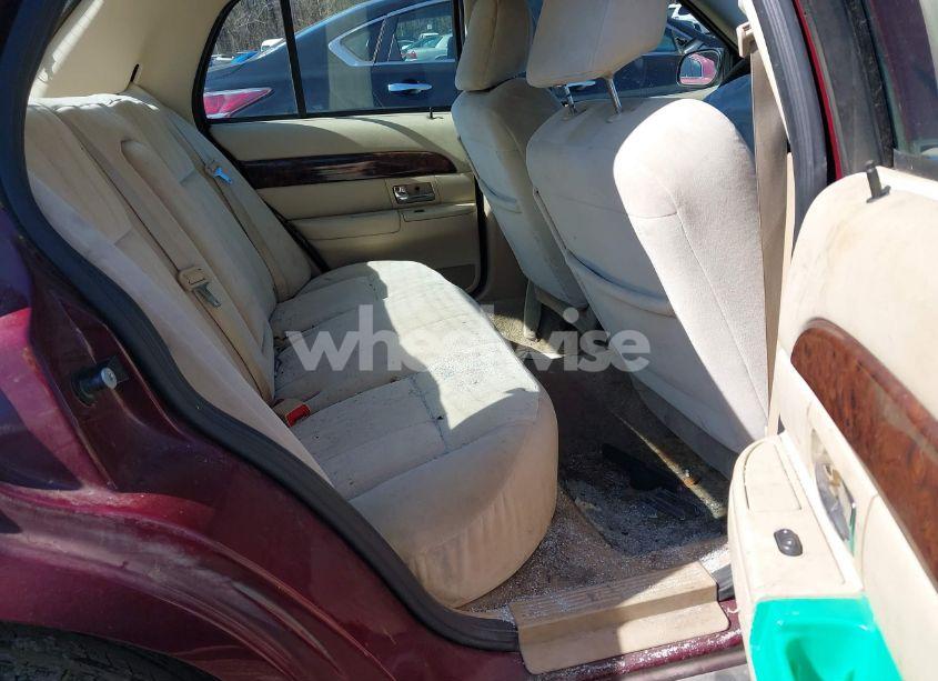 Photo 7 of 2007 Mercury Grand MARQUIS GS (VIN 2MEFM74V87X631537)