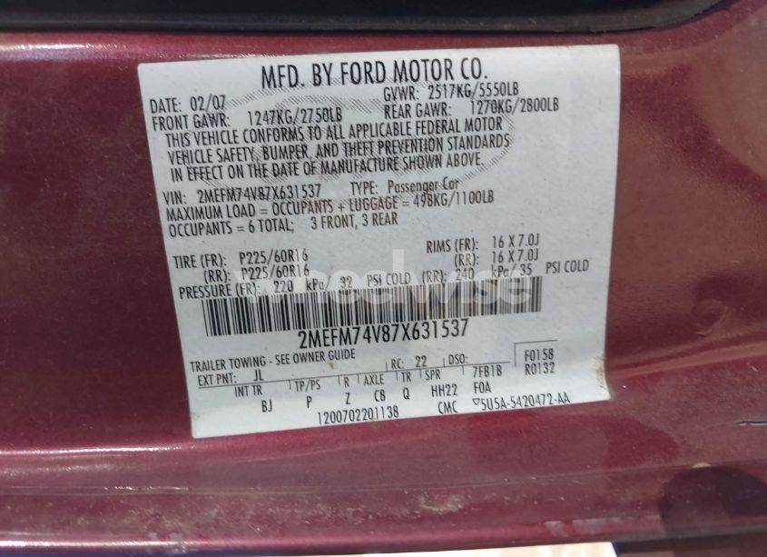 Photo 8 of 2007 Mercury Grand MARQUIS GS (VIN 2MEFM74V87X631537)