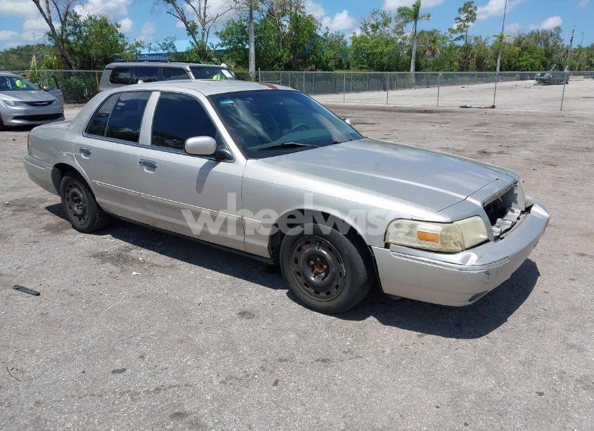 2007 Mercury Grand MARQUIS GS (VIN 2MEFM74V87X638956) main photo