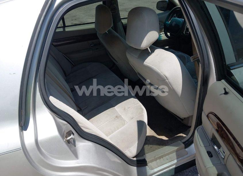 Photo 8 of 2007 Mercury Grand MARQUIS GS (VIN 2MEFM74V87X638956)