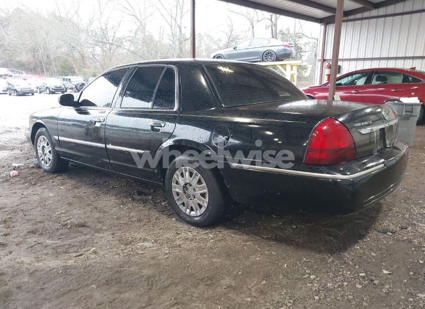 Photo 3 of 2008 Mercury Grand MARQUIS GS (VIN 2MEFM74V88X607756)