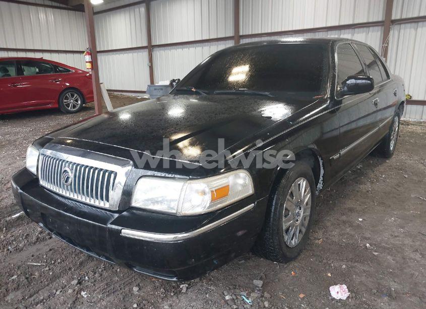 Photo 6 of 2008 Mercury Grand MARQUIS GS (VIN 2MEFM74V88X607756)