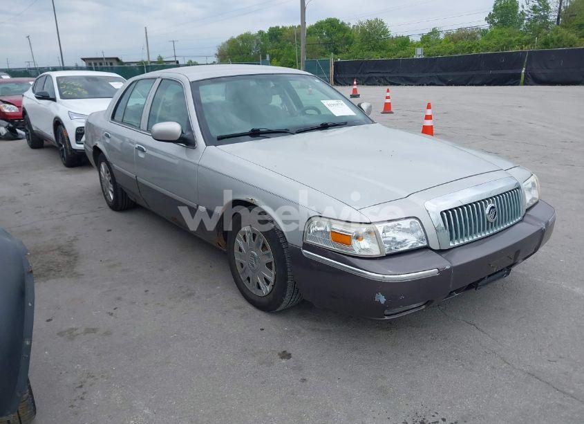 2007 Mercury Grand MARQUIS GS (VIN 2MEFM74V97X612947) main photo