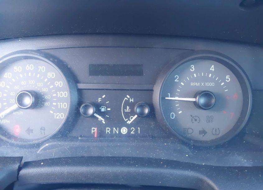 Photo 7 of 2007 Mercury Grand MARQUIS GS (VIN 2MEFM74V97X638559)