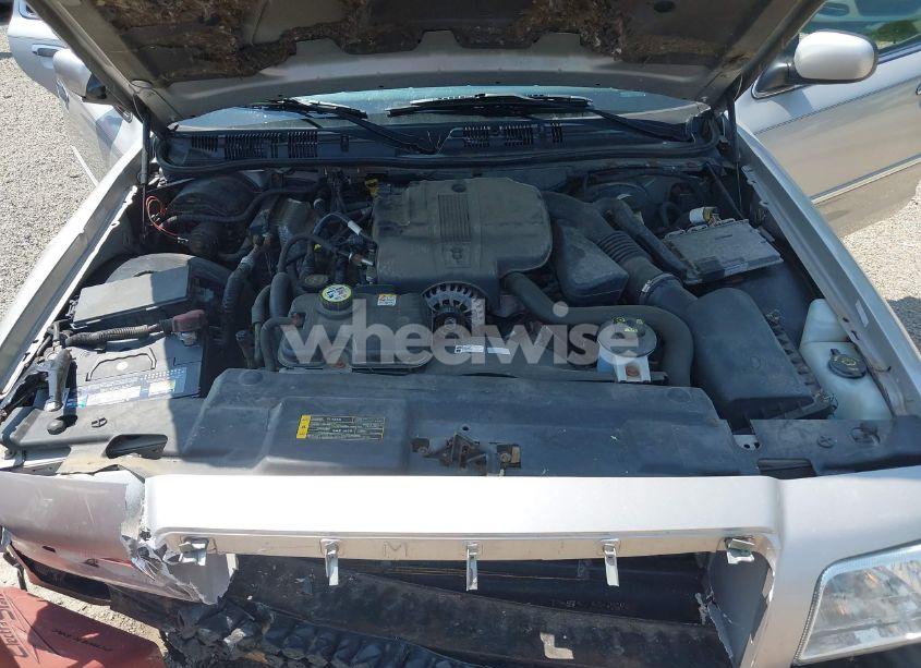 Photo 10 of 2008 Mercury Grand MARQUIS GS (VIN 2MEFM74V98X612481)