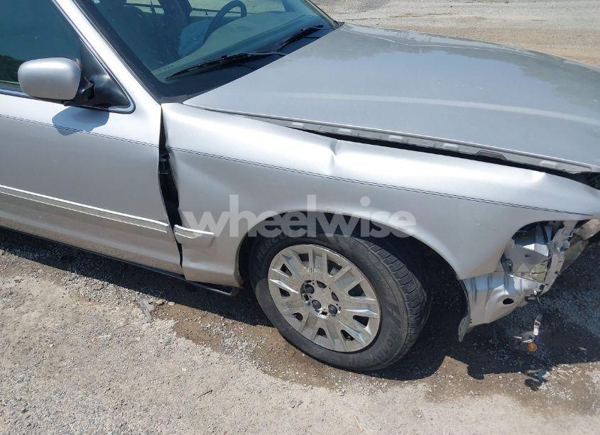 Photo 17 of 2008 Mercury Grand MARQUIS GS (VIN 2MEFM74V98X612481)