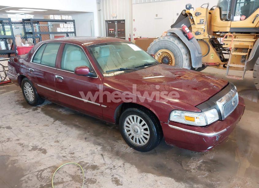 2008 Mercury Grand MARQUIS GS (VIN 2MEFM74VX8X608505) main photo