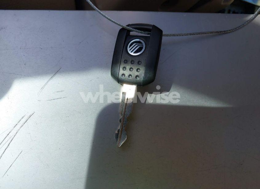 Photo 11 of 2008 Mercury Grand MARQUIS GS (VIN 2MEFM74VX8X608505)