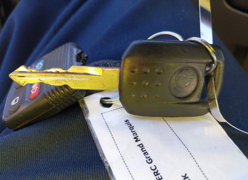 Photo 11 of 2008 Mercury Grand MARQUIS GS (VIN 2MEFM74VX8X632030)