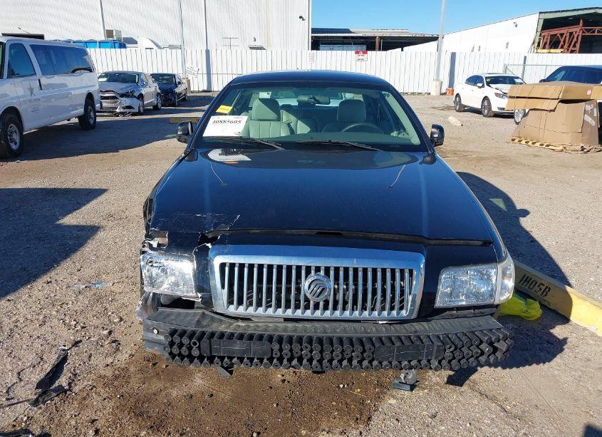 Photo 12 of 2008 Mercury Grand MARQUIS GS (VIN 2MEFM74VX8X632030)