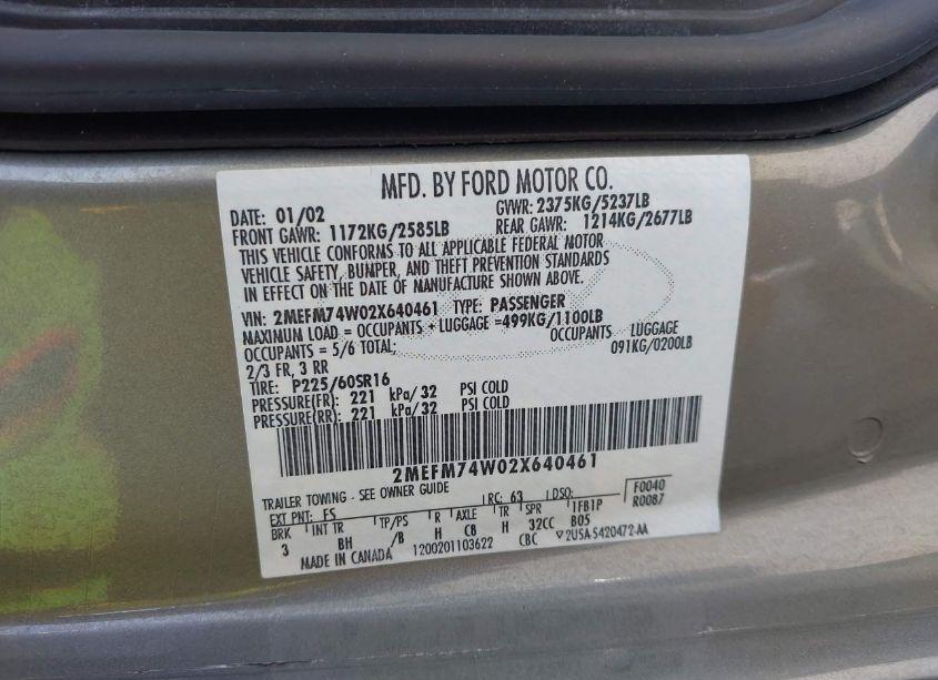 Photo 9 of 2002 Mercury Grand MARQUIS GS (VIN 2MEFM74W02X640461)