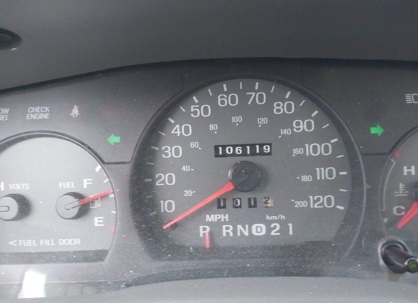 Photo 15 of 2003 Mercury Grand MARQUIS GS (VIN 2MEFM74W03X651719)