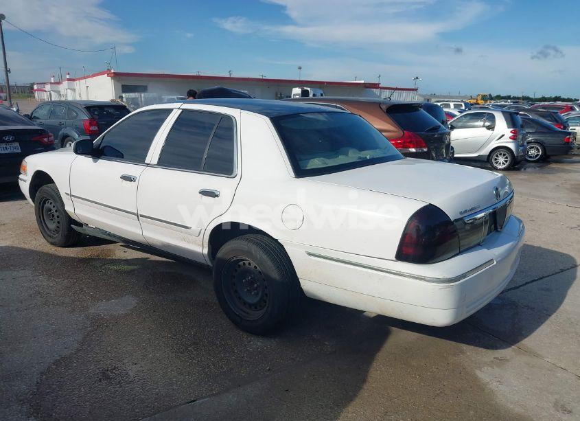 Photo 3 of 2005 Mercury Grand MARQUIS GS (VIN 2MEFM74W05X644708)