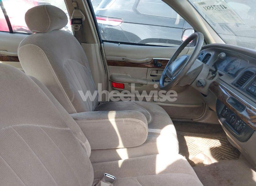 Photo 5 of 1999 Mercury Grand MARQUIS GS (VIN 2MEFM74W0XX652651)