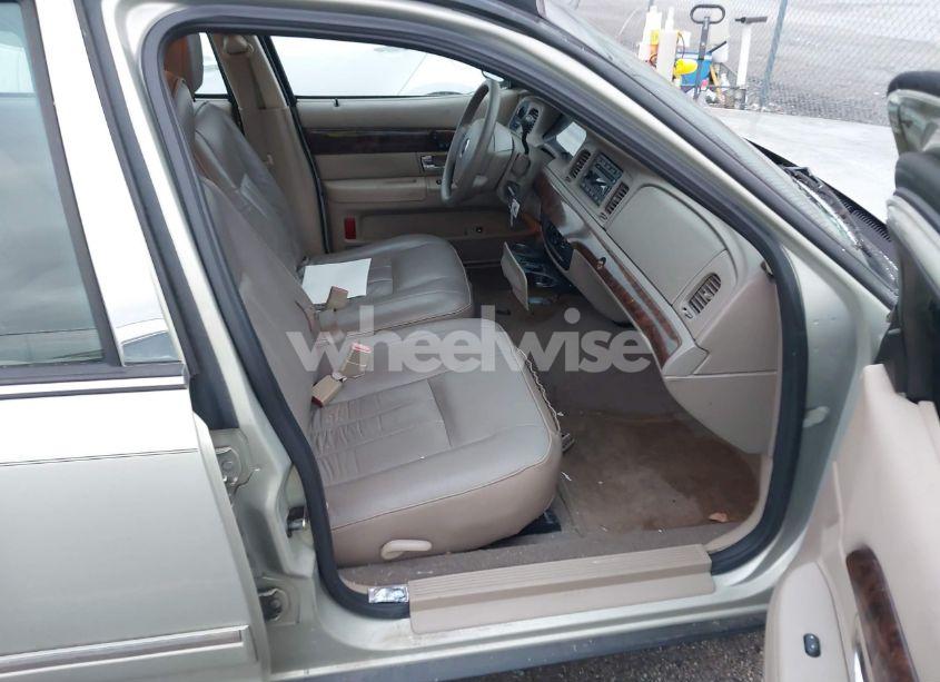 Photo 5 of 2005 Mercury Grand MARQUIS GS (VIN 2MEFM74W15X663591)