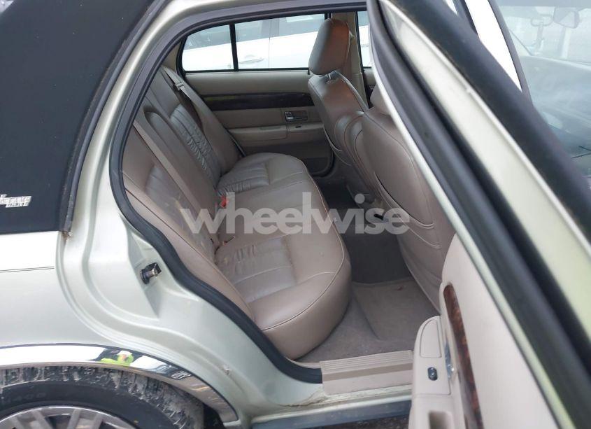 Photo 8 of 2005 Mercury Grand MARQUIS GS (VIN 2MEFM74W15X663591)