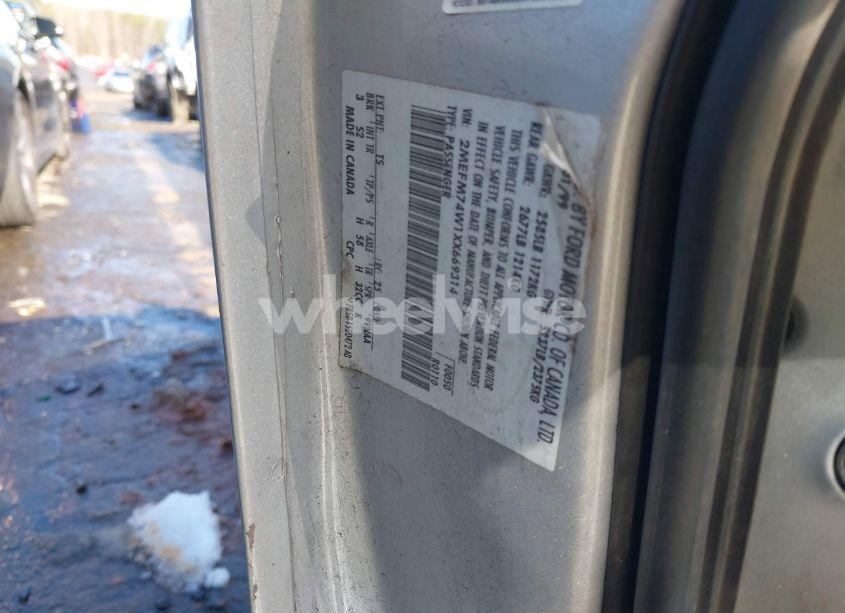 Photo 9 of 1999 Mercury Grand MARQUIS GS (VIN 2MEFM74W1XX669314)