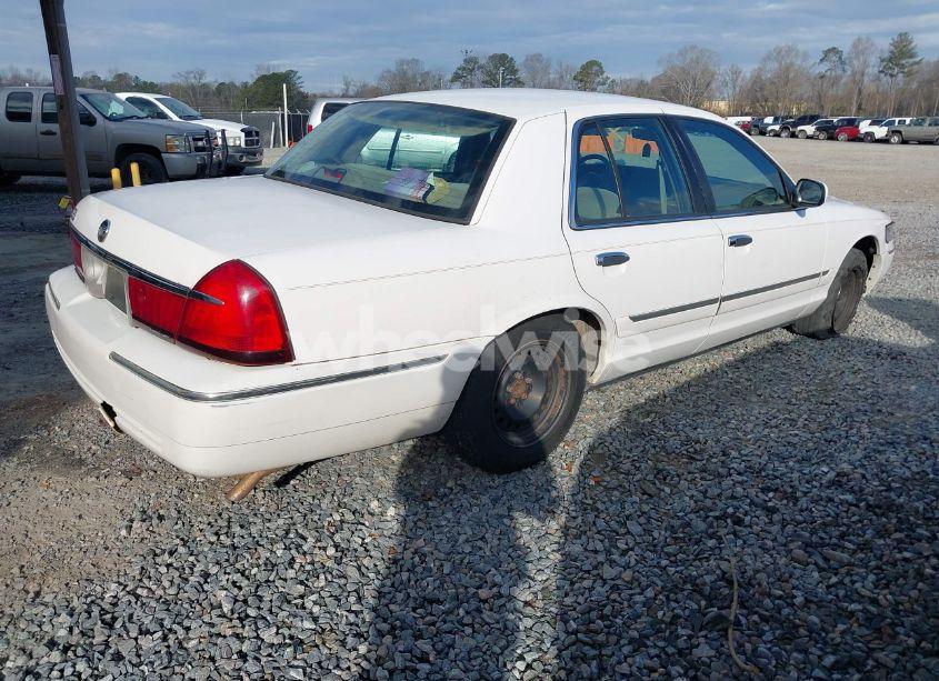 Photo 4 of 2000 Mercury Grand MARQUIS GS (VIN 2MEFM74W1YX683666)