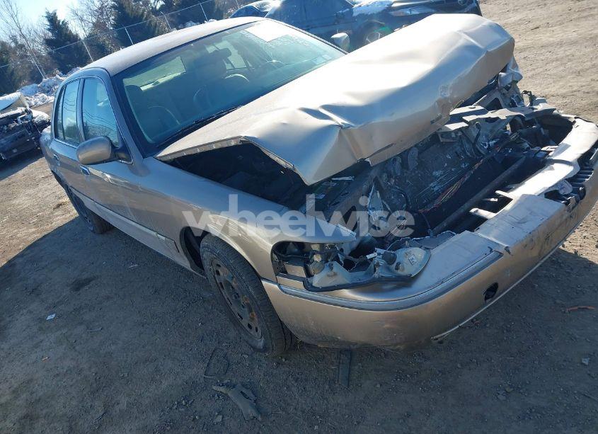 2005 Mercury Grand MARQUIS GS (VIN 2MEFM74W25X614142) main photo