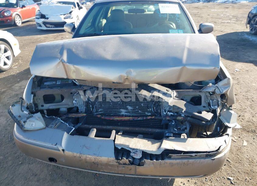 Photo 12 of 2005 Mercury Grand MARQUIS GS (VIN 2MEFM74W25X614142)