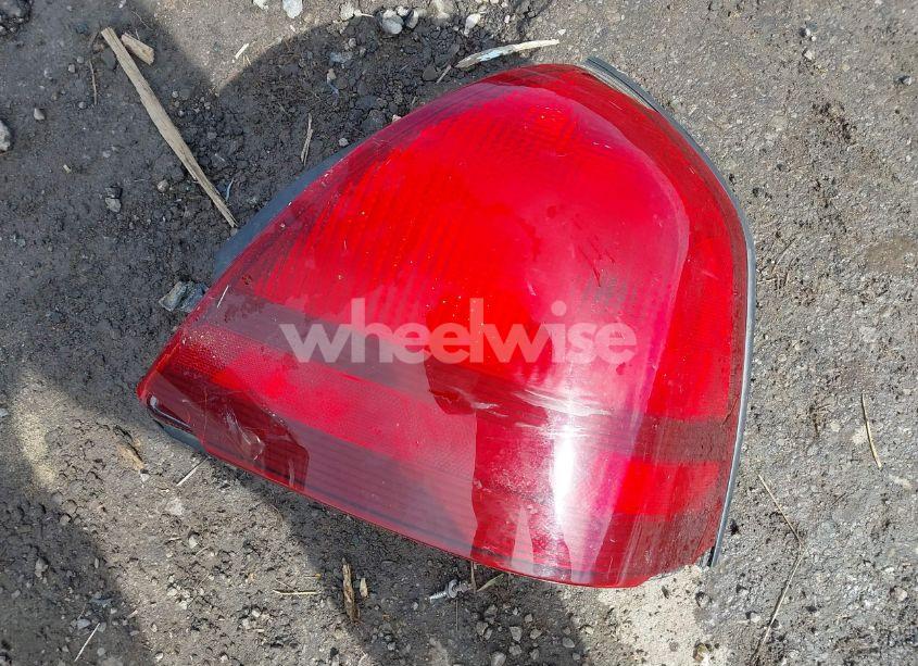 Photo 11 of 2005 Mercury Grand MARQUIS GS (VIN 2MEFM74W25X618546)