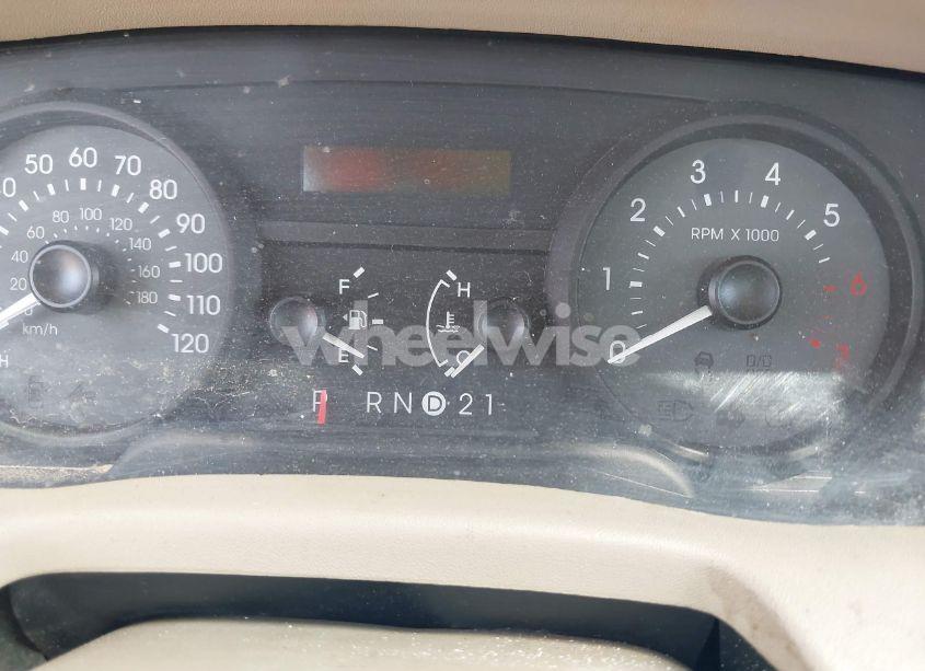 Photo 7 of 2006 Mercury Grand MARQUIS GS (VIN 2MEFM74W26X638698)