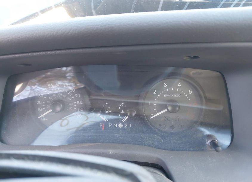 Photo 7 of 2007 Mercury Grand MARQUIS GS (VIN 2MEFM74W27X615990)