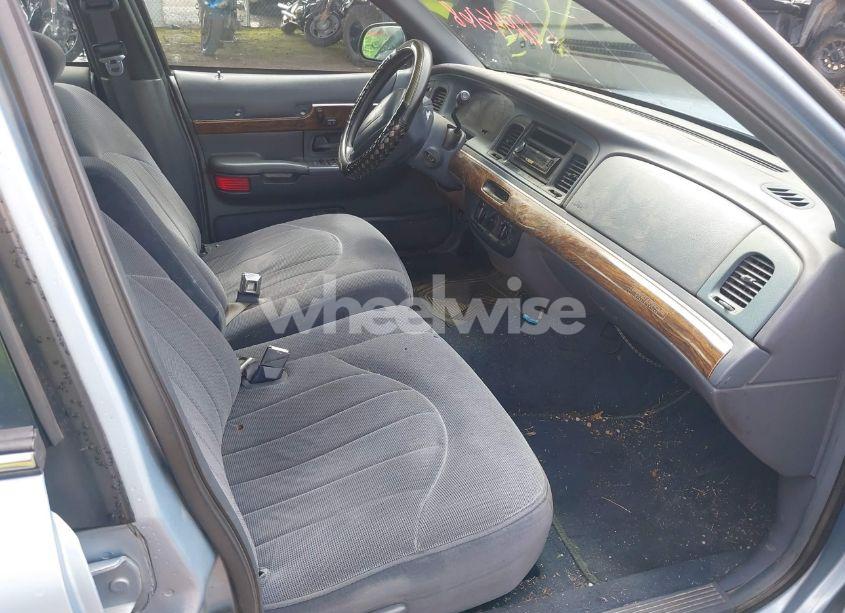 Photo 5 of 1999 Mercury Grand MARQUIS GS (VIN 2MEFM74W2XX702286)