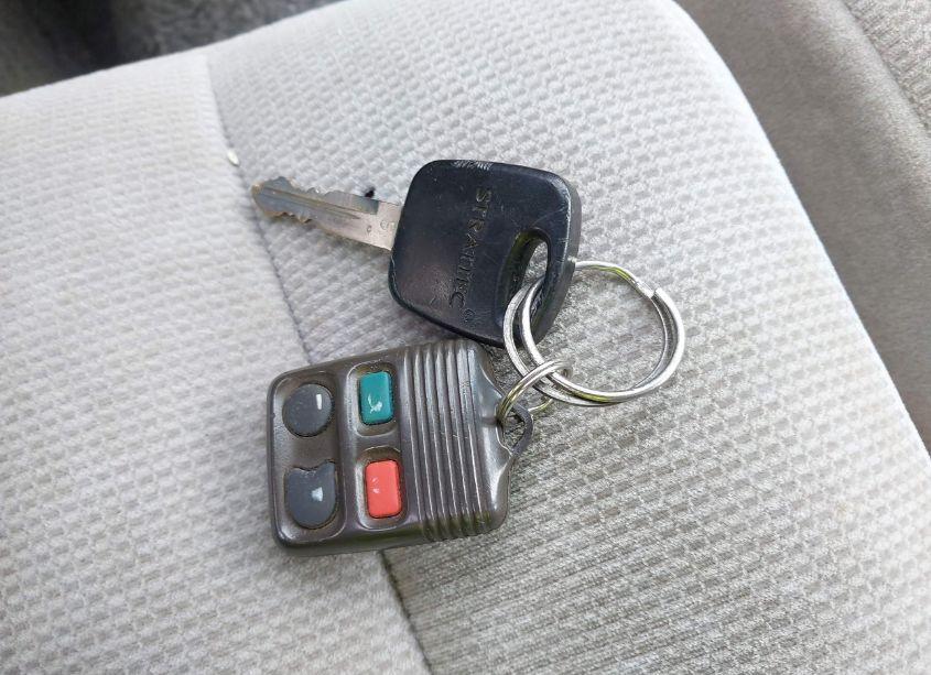 Photo 11 of 2000 Mercury Grand MARQUIS GS (VIN 2MEFM74W2YX616638)