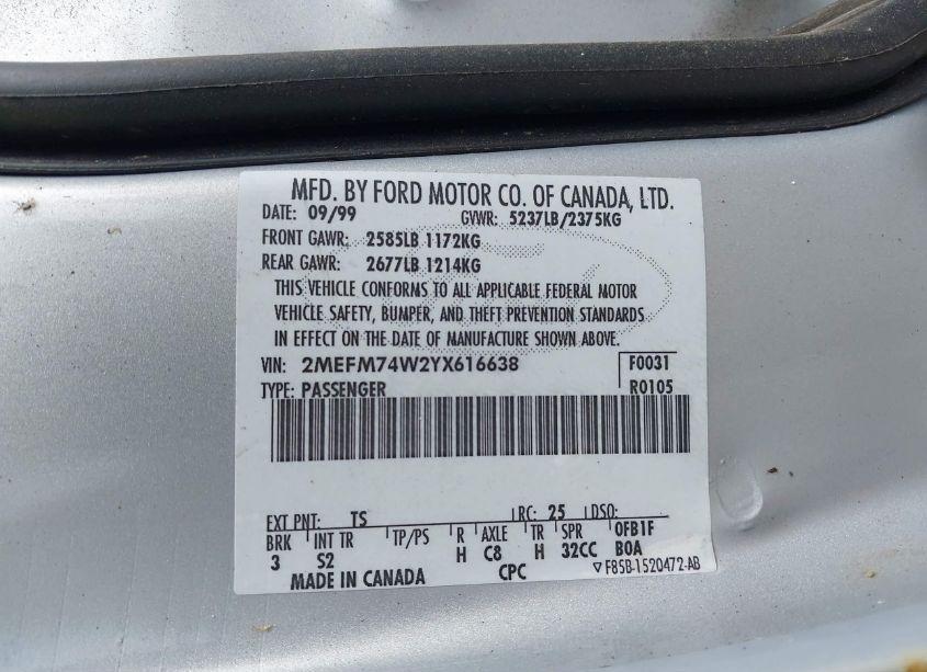 Photo 9 of 2000 Mercury Grand MARQUIS GS (VIN 2MEFM74W2YX616638)