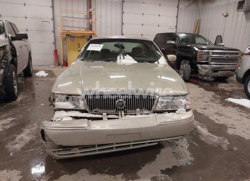 Photo 12 of 2004 Mercury Grand MARQUIS GS (VIN 2MEFM74W34X625603)