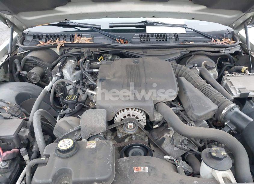 Photo 10 of 2005 Mercury Grand MARQUIS GS (VIN 2MEFM74W35X614537)