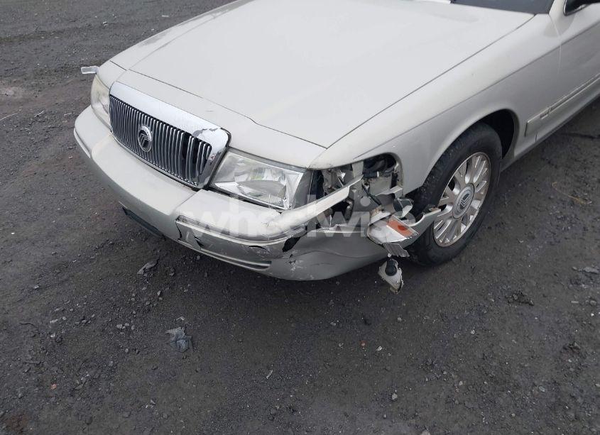 Photo 6 of 2005 Mercury Grand MARQUIS GS (VIN 2MEFM74W35X614537)