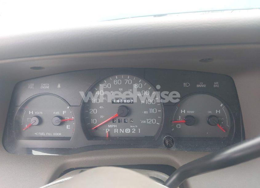 Photo 7 of 2000 Mercury Grand MARQUIS GS (VIN 2MEFM74W3YX627146)