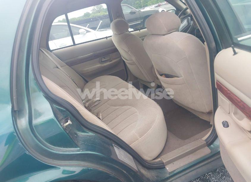 Photo 8 of 2000 Mercury Grand MARQUIS GS (VIN 2MEFM74W3YX627146)