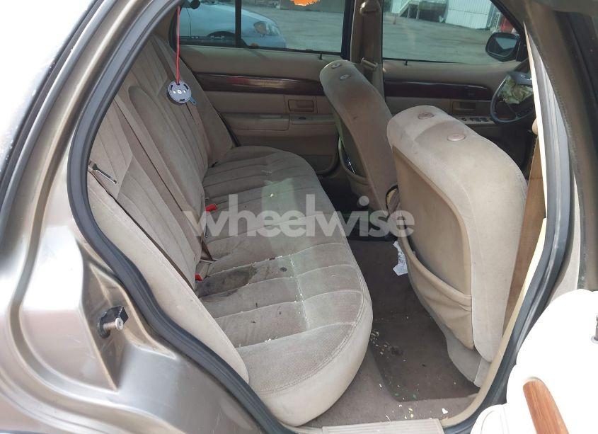 Photo 8 of 2004 Mercury Grand MARQUIS GS (VIN 2MEFM74W44X607417)