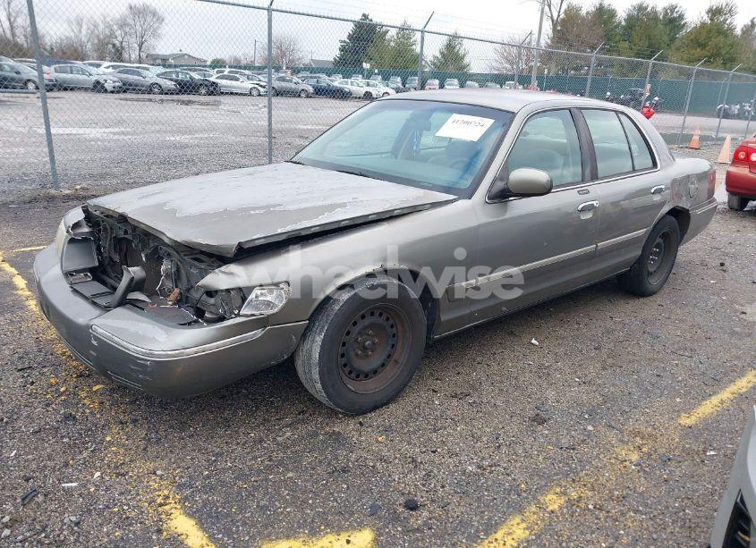 Photo 2 of 2000 Mercury Grand MARQUIS GS (VIN 2MEFM74W4YX653691)