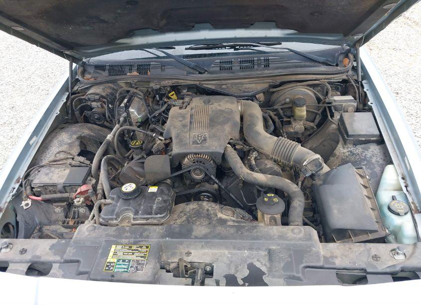 Photo 10 of 2003 Mercury Grand MARQUIS GS (VIN 2MEFM74W53X685820)