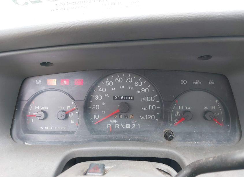 Photo 7 of 2003 Mercury Grand MARQUIS GS (VIN 2MEFM74W53X685820)