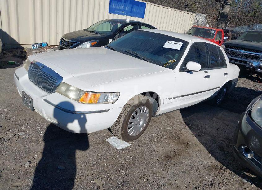 Photo 2 of 1999 Mercury Grand MARQUIS GS (VIN 2MEFM74W5XX647980)