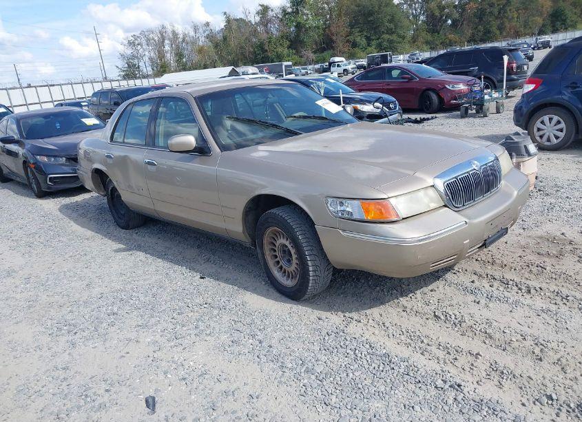 1999 Mercury Grand MARQUIS GS (VIN 2MEFM74W5XX695530) main photo