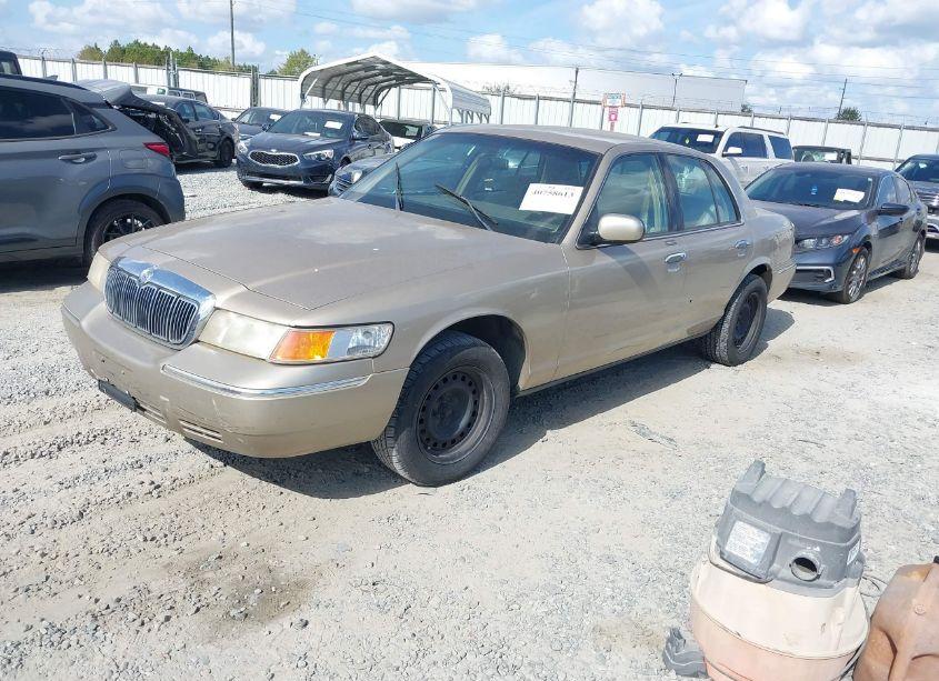 Photo 2 of 1999 Mercury Grand MARQUIS GS (VIN 2MEFM74W5XX695530)